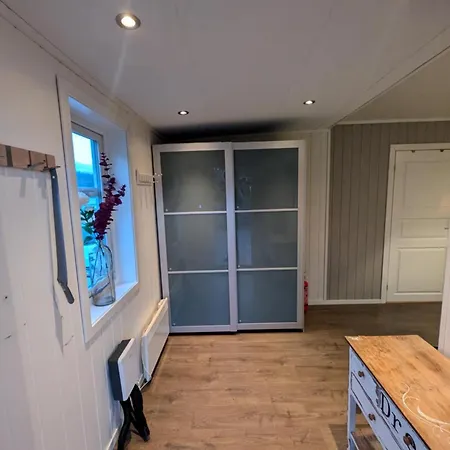 Idyllic Familyhouse By The Sea With Ponorama View *