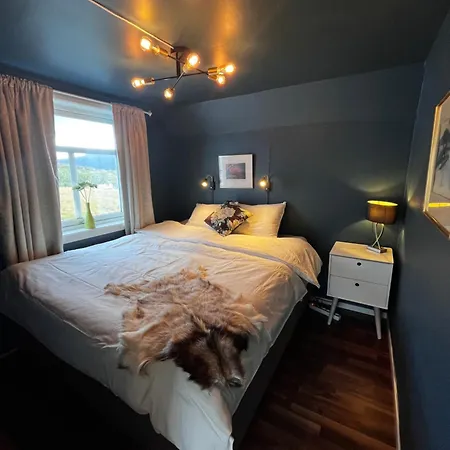 Сasa de vacaciones Idyllic Familyhouse By The Sea With Ponorama View